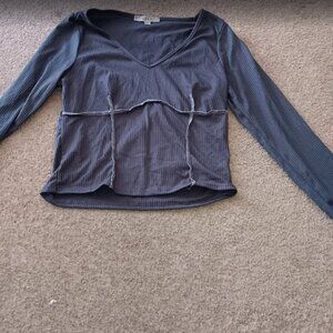 GAZE Long-Sleeve Crop Top (Size XS) Excellent condition!